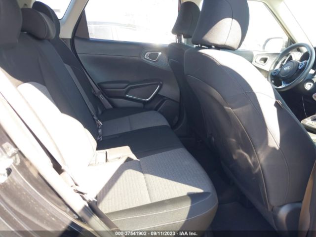 KNDJ23AUXM7778014 KIA SOUL S