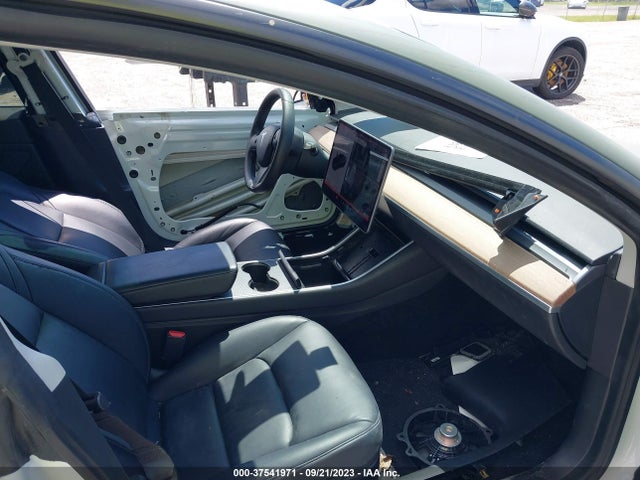 Tesla Model 3 Performance 2020 5YJ3E1EC2LF746947 Image 5