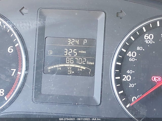 2013 VOLKSWAGEN JETTA SEDAN SE W/CONVENIENCE VIN: 3VWDP7AJ8DM278965