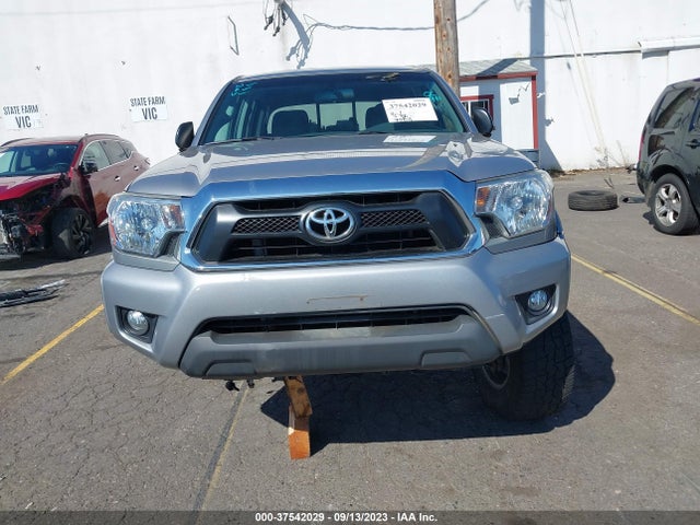 Toyota TACOMA 2015 3TMLU4EN1FM164845 Image 13