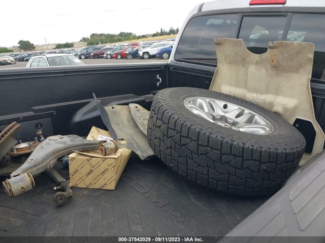 Toyota TACOMA 2015 3TMLU4EN1FM164845 Image 12