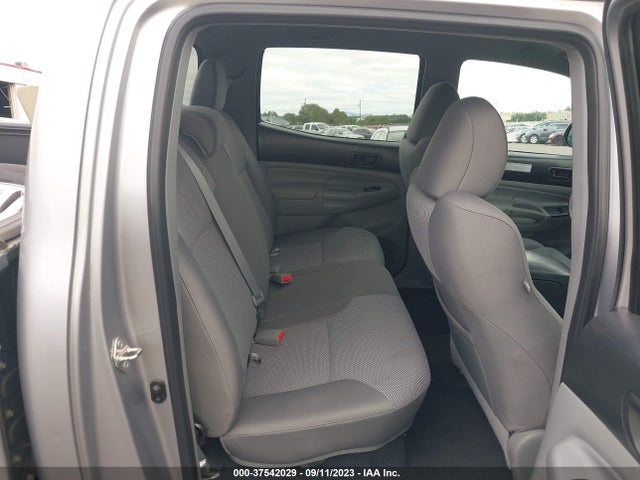 Toyota TACOMA 2015 3TMLU4EN1FM164845 Image 8