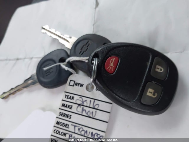 Chevrolet Traverse Ls 2016 1GNKRFKDXGJ176616 Image 3