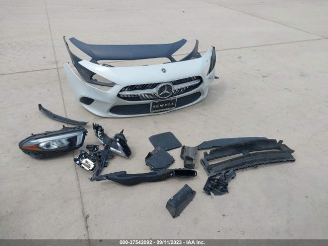 WDD3G4EBXKW024029 Mercedes-Benz A-class A 220