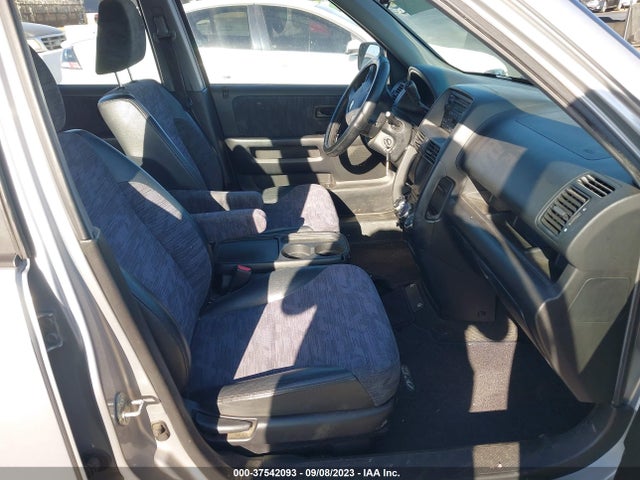 2002 HONDA CR-V LX VIN: JHLRD68552C011899