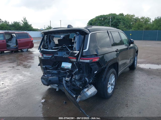 1C4RJKAG4M8140832 Jeep Grand Cherokee L Laredo