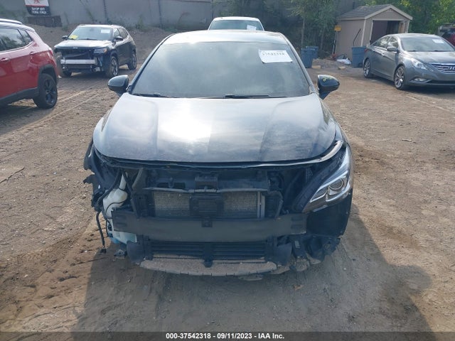 2017 BUICK LACROSSE ESSENCE VIN: 1G4ZP5SS2HU180712