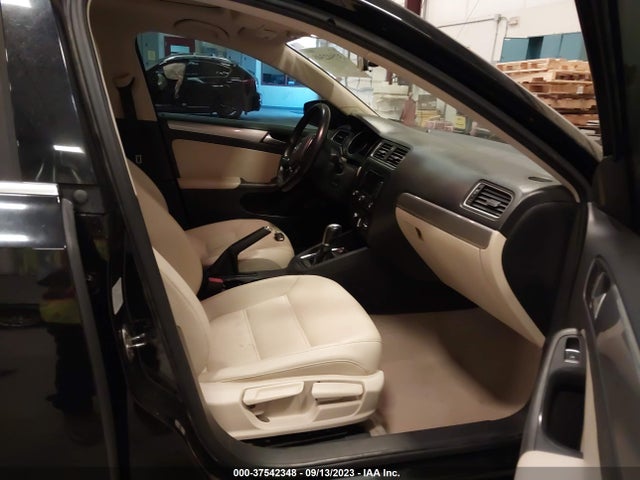 3VWD17AJ4FM351284 Volkswagen Jetta Sedan 1.8t Se