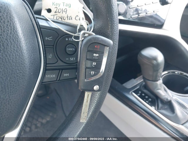 Toyota CAMRY LE 2019 4T1B11HK8KU242365 Image 11