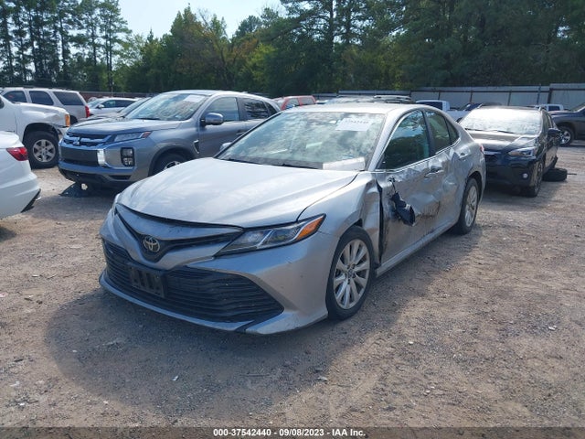 Toyota CAMRY LE 2019 4T1B11HK8KU242365 Image 2