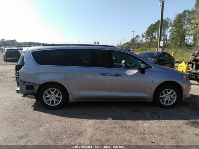 2C4RC1DGXMR516521 Chrysler Voyager Lxi