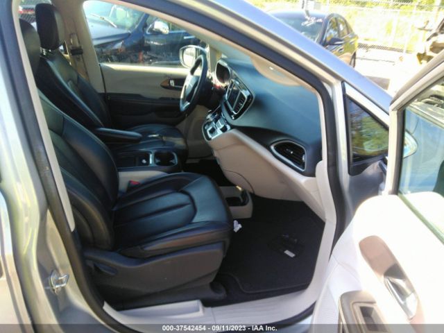 2C4RC1DGXMR516521 Chrysler Voyager Lxi