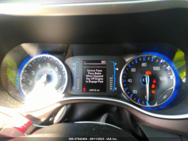 2C4RC1DGXMR516521 Chrysler Voyager Lxi