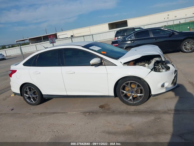Ford FOCUS SE 2014 1FADP3F21EL368464 Image 14