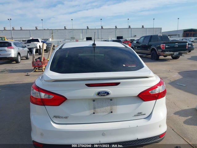 Ford FOCUS SE 2014 1FADP3F21EL368464 Image 17