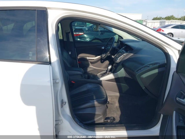 Ford FOCUS SE 2014 1FADP3F21EL368464 Image 5