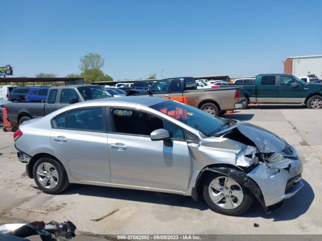19XFB2F5XEE032231 Honda Civic Sedan Lx