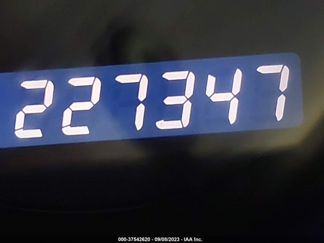 2005 LEXUS ES 330 VIN: JTHBA30G855072822
