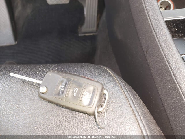 1VWBV7A39FC041405 Volkswagen Passat 2.0l Tdi Se W/sunroof