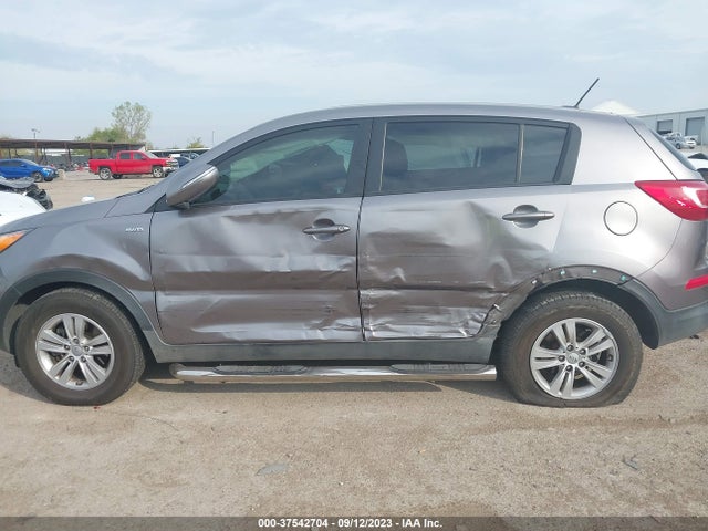 2011 KIA SPORTAGE LX VIN: KNDPBCA2XB7153151