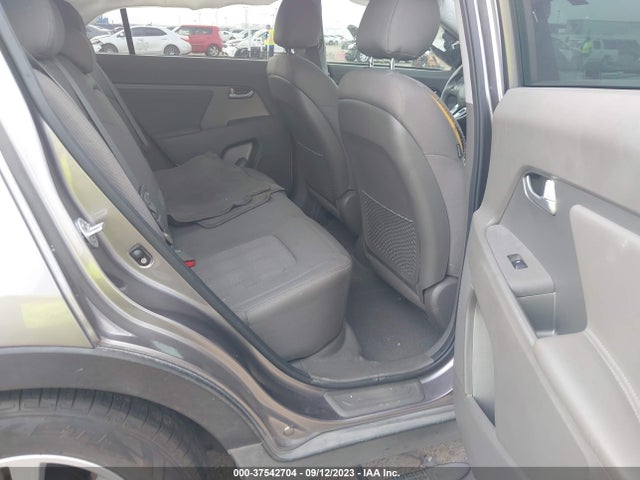 2011 KIA SPORTAGE LX VIN: KNDPBCA2XB7153151