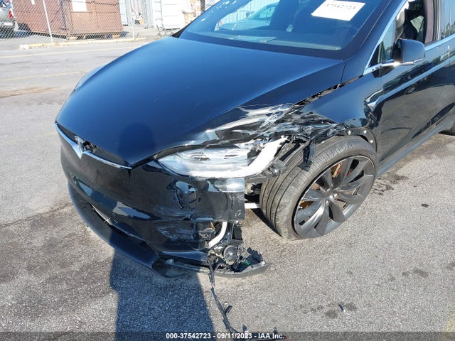 Tesla Model X P100d 2018 5YJXCBE4XJF103832 Image 6