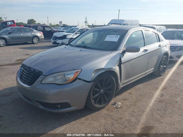 1C3CCBBG6EN118224 Chrysler 200 Touring