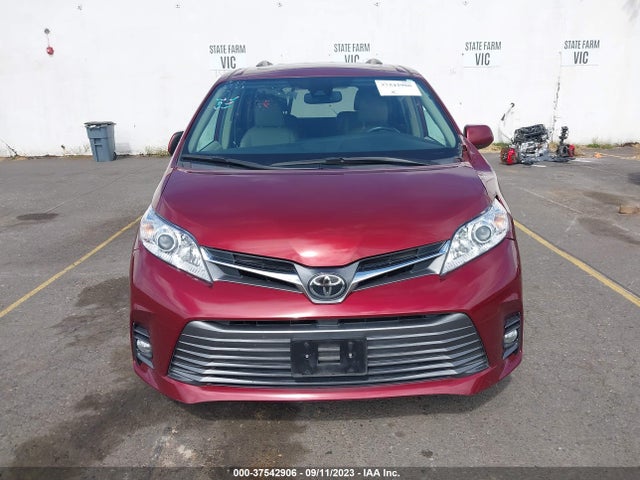 Toyota Sienna Xle Auto Access 2018 5TDYZ3DC4JS956353 Image 4