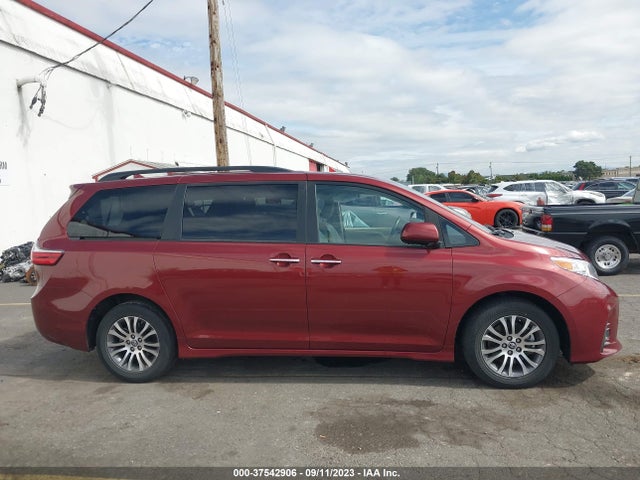 Toyota Sienna Xle Auto Access 2018 5TDYZ3DC4JS956353 Image 5