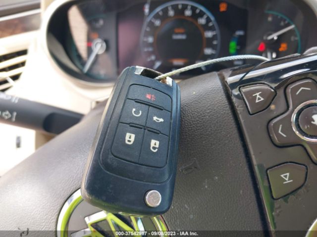 1G4GB5GR2FF302434 Buick Lacrosse Leather