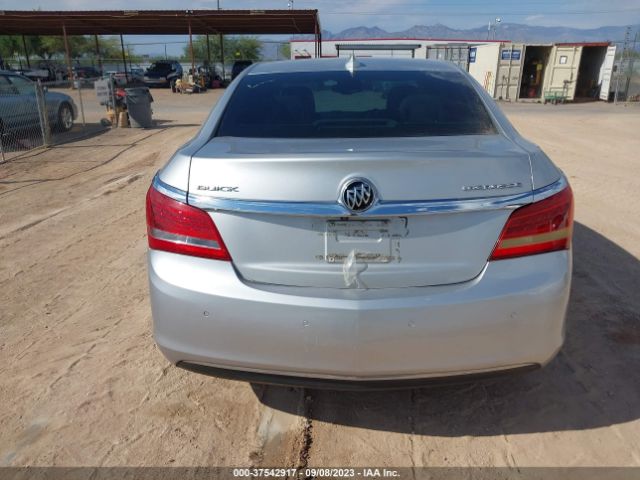 1G4GB5GR2FF302434 Buick Lacrosse Leather