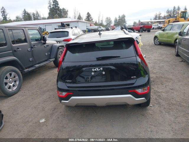 KNDCR3LE6P5056002 KIA NIRO EX