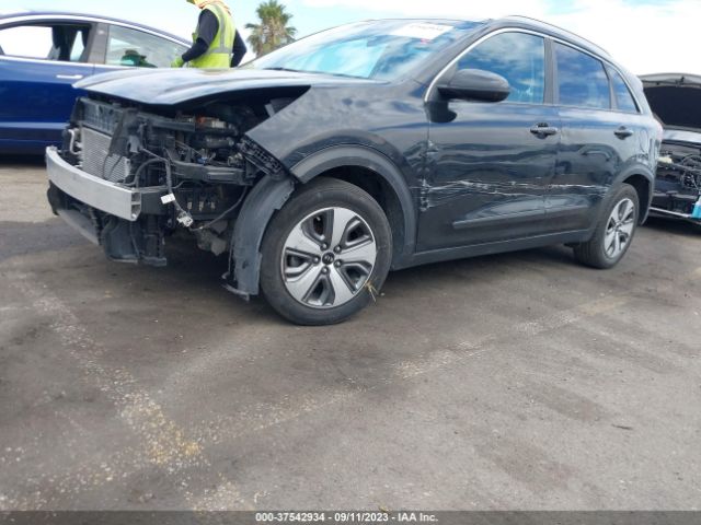 KNDCB3LC6K5217217 KIA NIRO LX