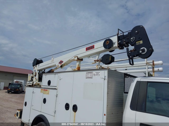 2017 Ford F-550, VIN: 1FDUF5GY9HED60242
