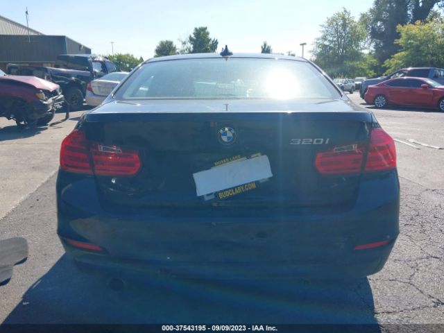 WBA3B1C55EP679666 BMW 320i