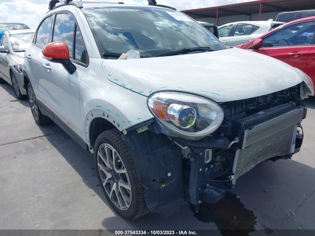 Fiat 500x Trekking 2018 ZFBCFXCB5JP708600 main image