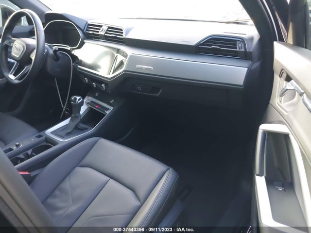 WA1DECF34N1021757 Audi Q3 S Line Premium