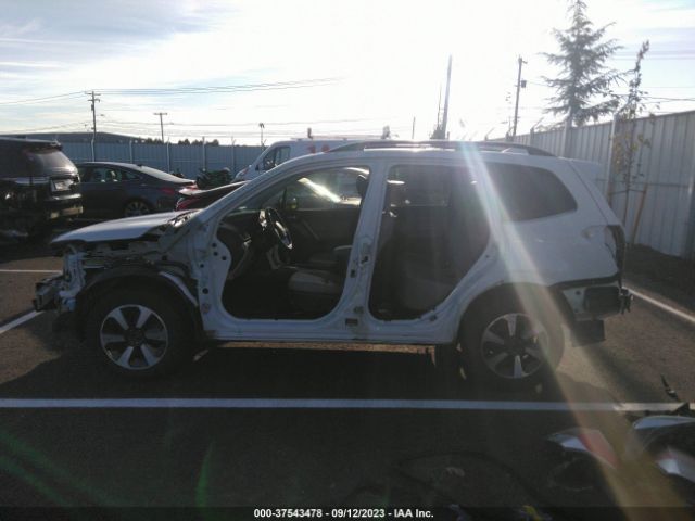 JF2SJAJC7HH571875 Subaru Forester Limited
