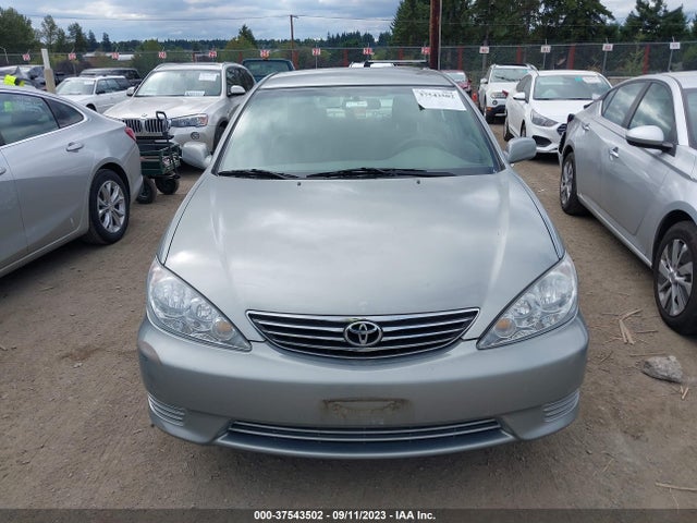 2005 TOYOTA CAMRY LE VIN: 4T1BE32K45U570587