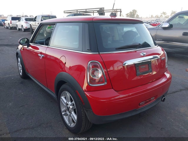 2012 MINI COOPER HARDTOP WMWSU3C54CT258253 Photo 2