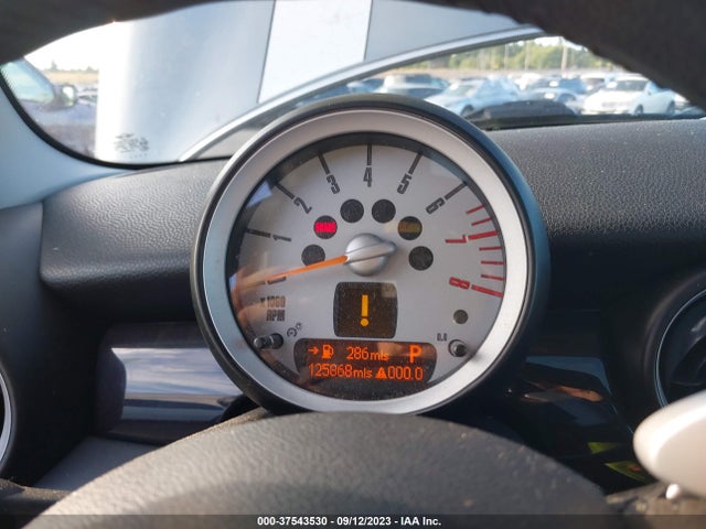 2007 MINI COOPER S WMWMF73527TV31769 Photo 6