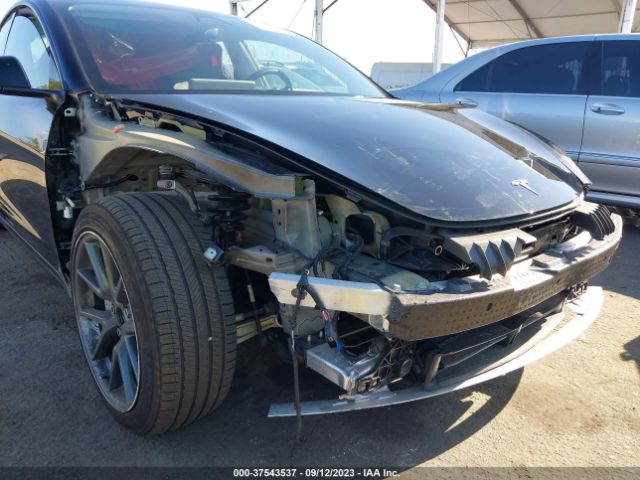 5YJ3E1EA9NF373715 Tesla MODEL 3