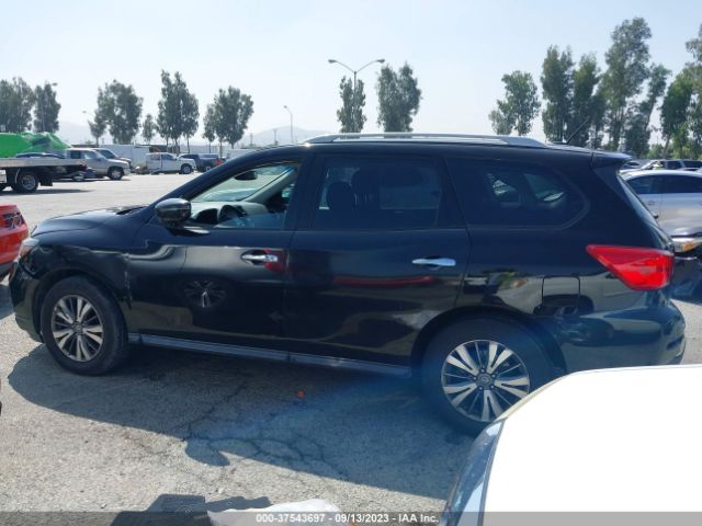 5N1DR2MN9HC677899 Nissan Pathfinder Sv