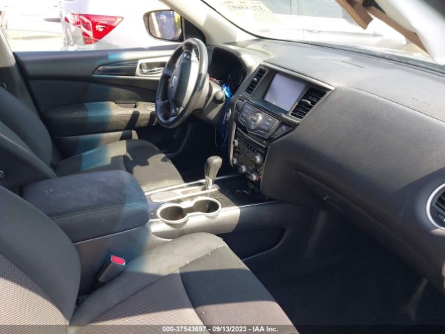 5N1DR2MN9HC677899 Nissan Pathfinder Sv