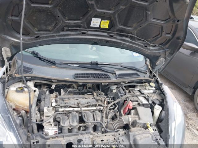 3FADP4BJ2FM117990 Ford FIESTA SE