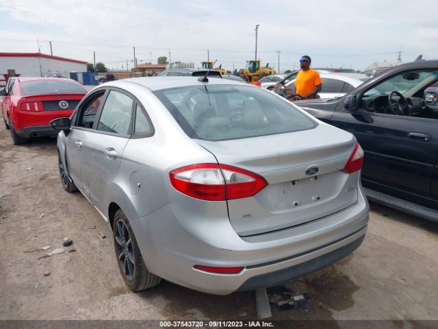 3FADP4BJ2FM117990 Ford FIESTA SE