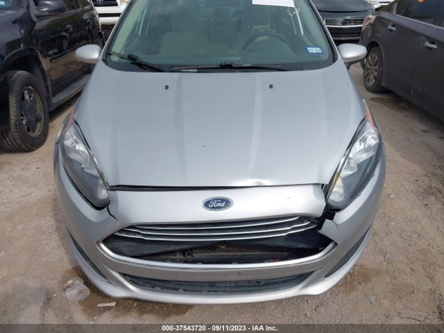 3FADP4BJ2FM117990 Ford FIESTA SE