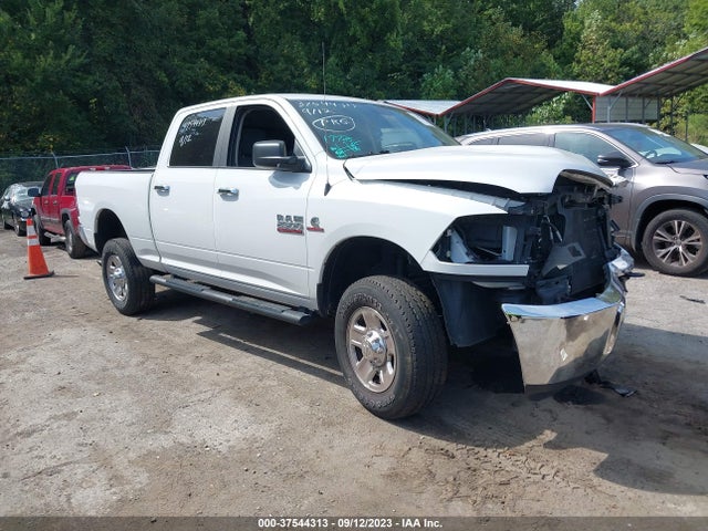 RAM 2500 Slt 2018 3C6UR5DL0JG395035 main image