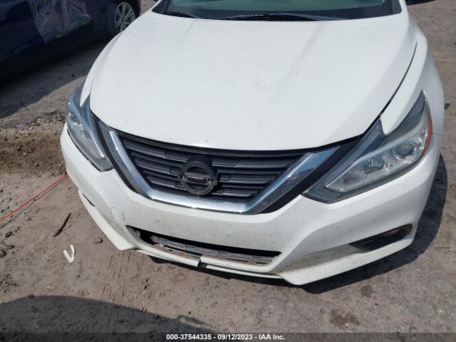 1N4AL3AP5JC159840 Nissan Altima 2.5 Sv