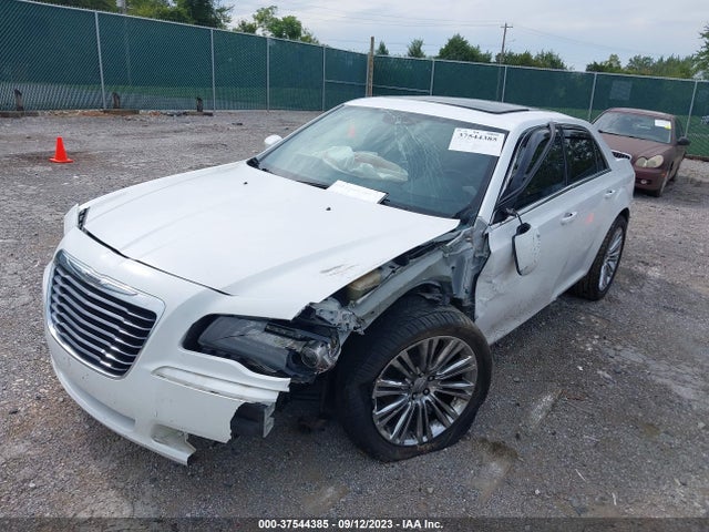 Chrysler 300 S 2014 2C3CCAGGXEH157796 Image 2